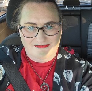 Meet your Posher, Deanna